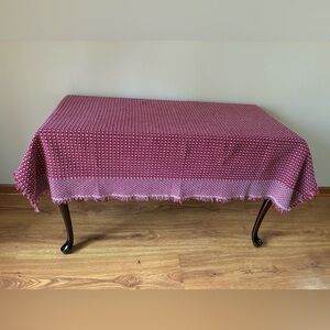 VT Country Store Mountain Weavers oblong tablecloth & 4 napkins cranberry red
